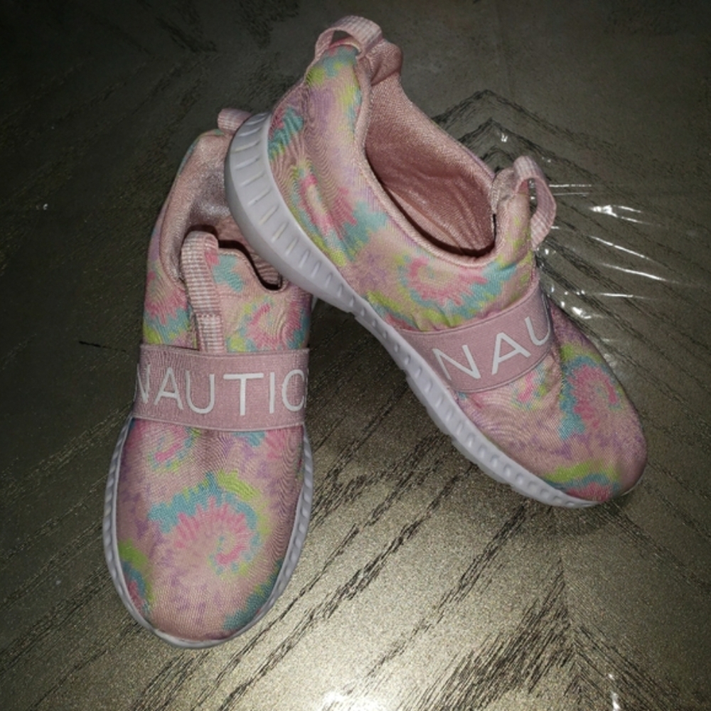 Nautica  Matton Girl's Slip-on Sneakers sz 12 (18 cm)